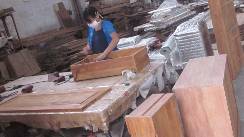 原木门选购：如何避开常见误区，挑选理想之选